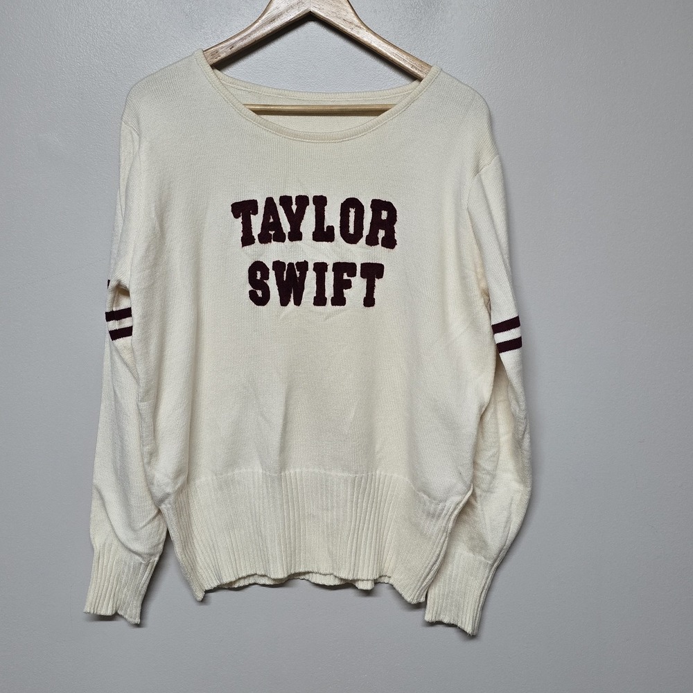 TAYLOR SWIFT Vintage RED Era‎ Varsity Knit Crewneck Collegiate Sweater- Medium